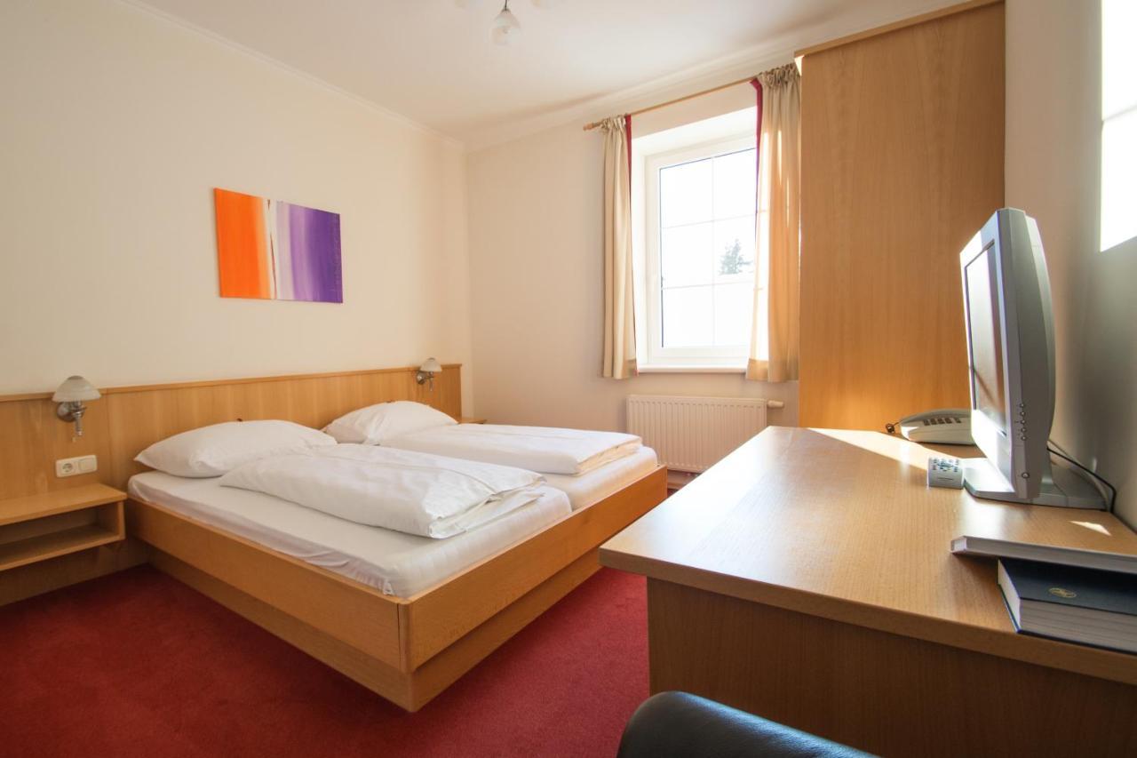 Gasthof Zum Hirschen Hotel Altaussee Room photo